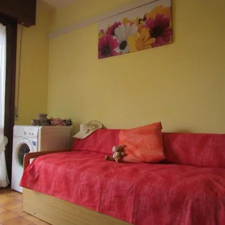 Cosy Quiet Bulding - Ac - Washing Machine - Private Parking Apartamento *