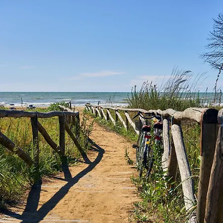 Cosy Quiet Bulding - Ac - Washing Machine - Private Parking Appartamento Bibione